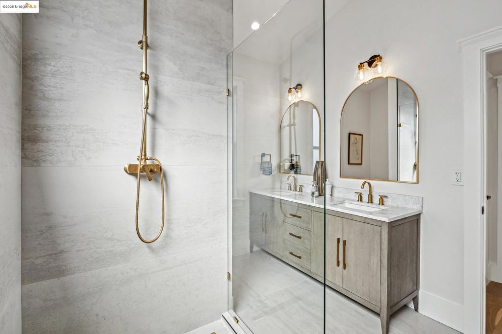 WEST BERKELEY - Residential