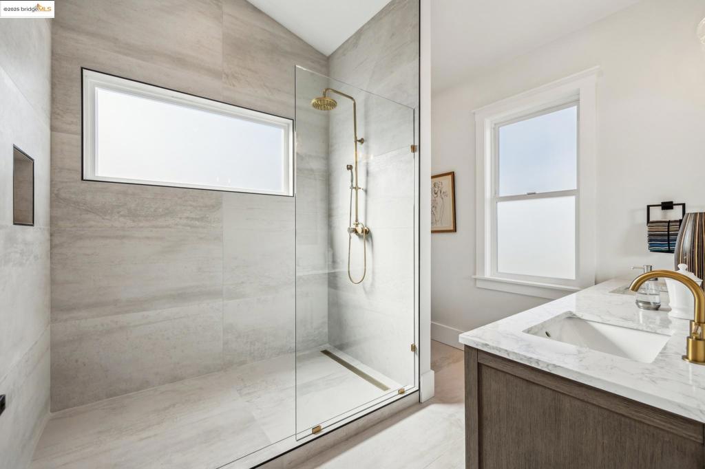 WEST BERKELEY - Residential