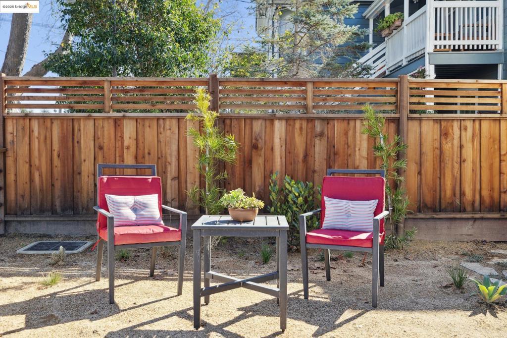 WEST BERKELEY - Residential