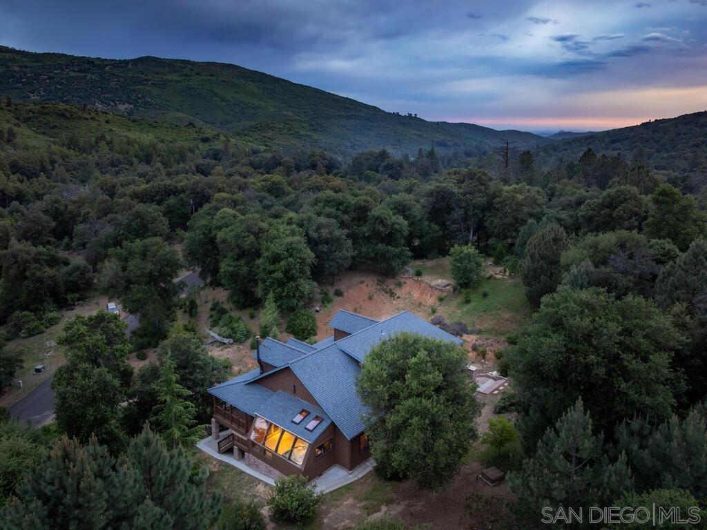 1068 W Incense Cedar Road