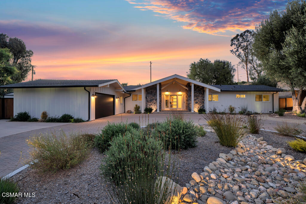 1092 La Cresta Drive