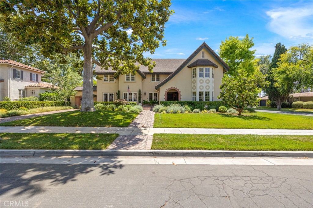 3594 Castle Reagh Place