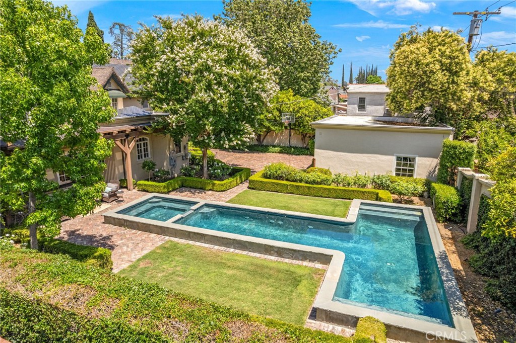 3594 Castle Reagh Place