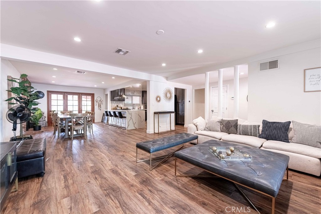 Step into your dream home! Just 7 minutes from the 101 Freeway, this beautifully remodeled one-story gem blends modern comfort, smart living, and eco-conscious features. Offering 3 spacious bedrooms and 2 full bathrooms, the open-concept layout includes a bright living room, a stylish kitchen with updated appliances, and a cozy dining area perfect for everyday living and entertaining.
Enjoy a relaxing sunroom adjacent to the kitchen—ideal for your morning coffee or evening unwind. Step into the expansive backyard oasis featuring a large grassy area, an above-ground Jacuzzi, and ample space for outdoor fun or quiet retreats.
This smart home is packed with modern amenities: Google Home integration, security cameras, a Tesla charger, and renter’s insurance ready. Solar panels significantly reduce your electricity bills—saving you up to $500 monthly.
With a big private yard, top-notch security features, and luxurious touches throughout, this property offers unmatched comfort, convenience, and peace of mind. Don’t miss the chance to call this exceptional home yours!
