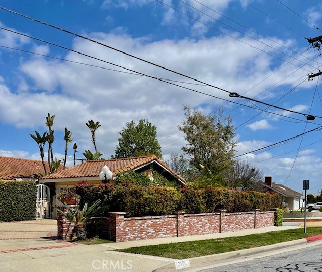 This House is a must see. This 3 Bdrm 2 Bath House In the Sought after Rancho Palos Verdes with Palos Verdes School District. Features a Privately Enclosed Backyard with Deck. Great for Entertainment which includes Built in Speakers, BBQ, Pool and Jacuzzi. Please do not disturb tenants.