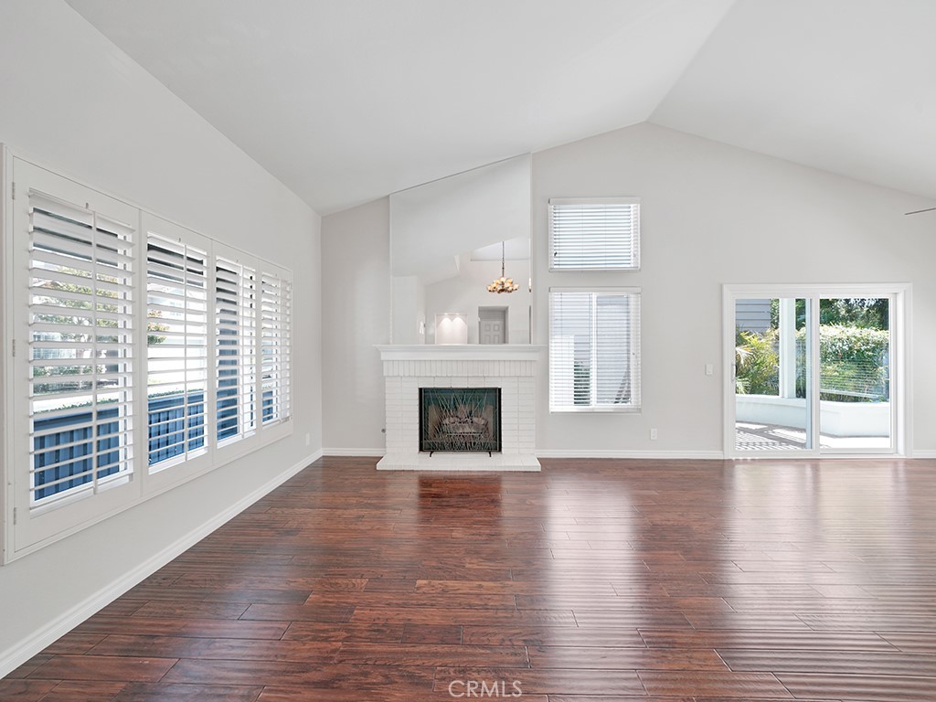 304 N Hickory Branch Lane