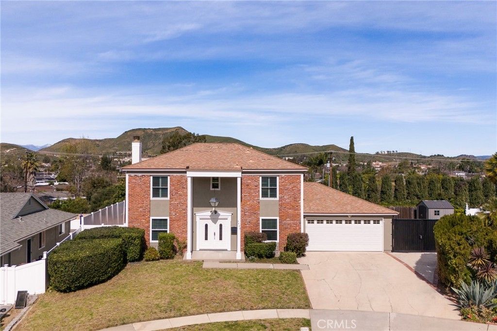 Photo of 3433 Neva Circle, Newbury Park, CA 91320 (MLS # BB26032371)