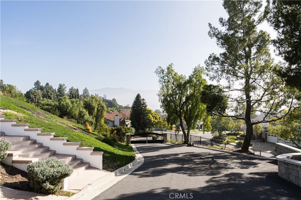 5340 Avenida De Michelle