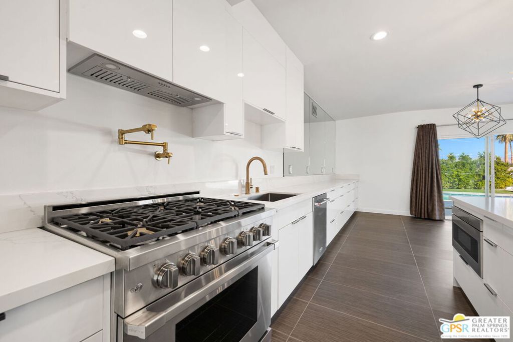 Silver Spur Ranch - Residential Lease