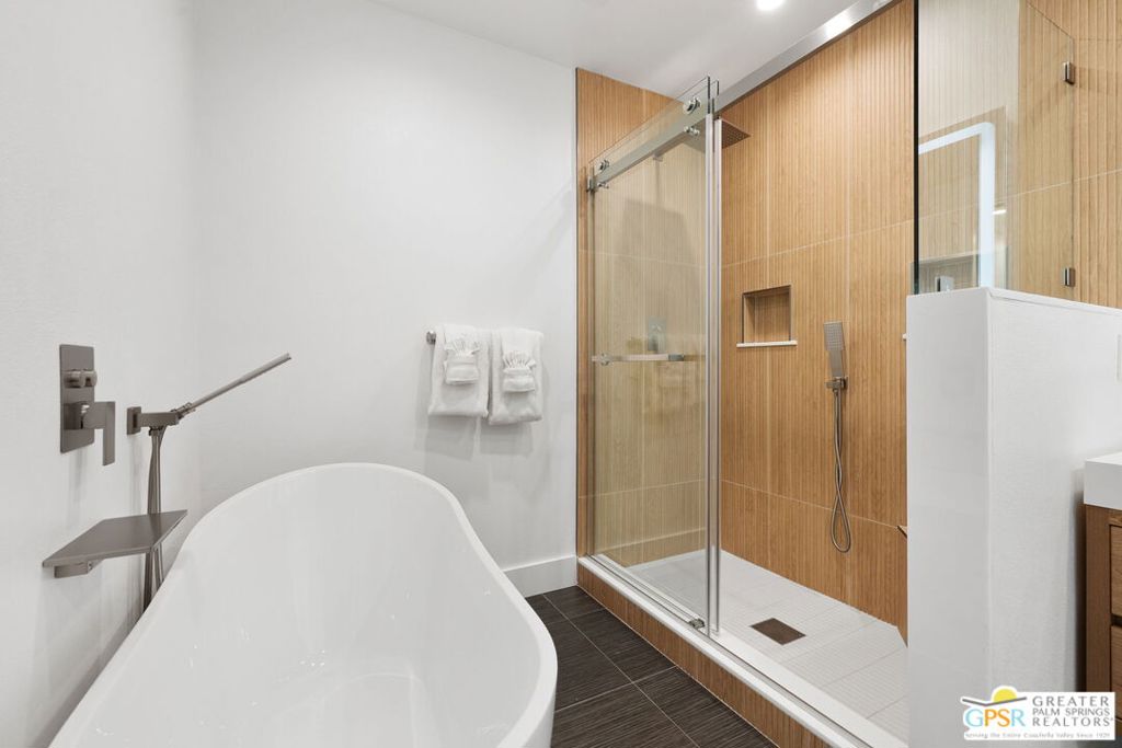 Silver Spur Ranch - Residential Lease