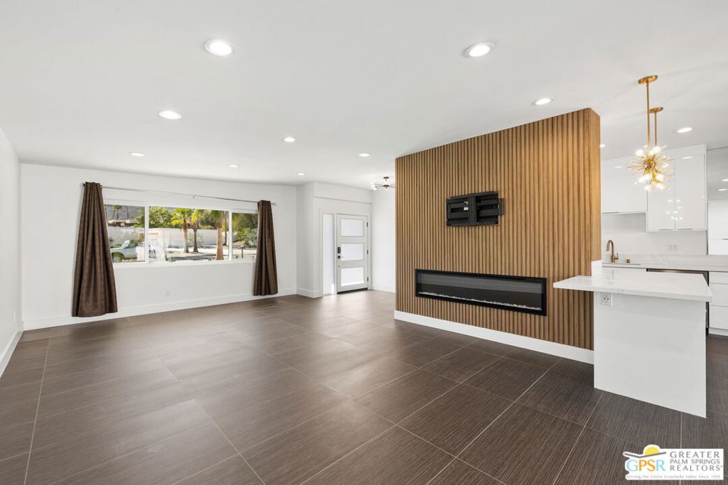 Silver Spur Ranch - Residential Lease