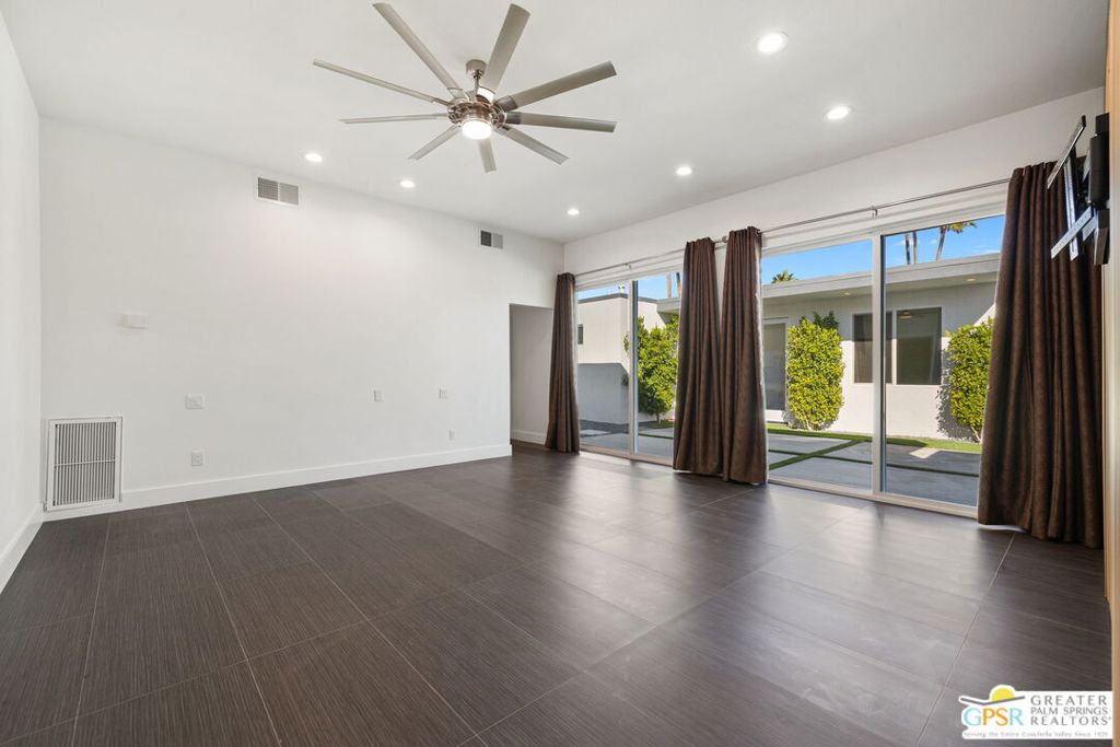 Silver Spur Ranch - Residential Lease