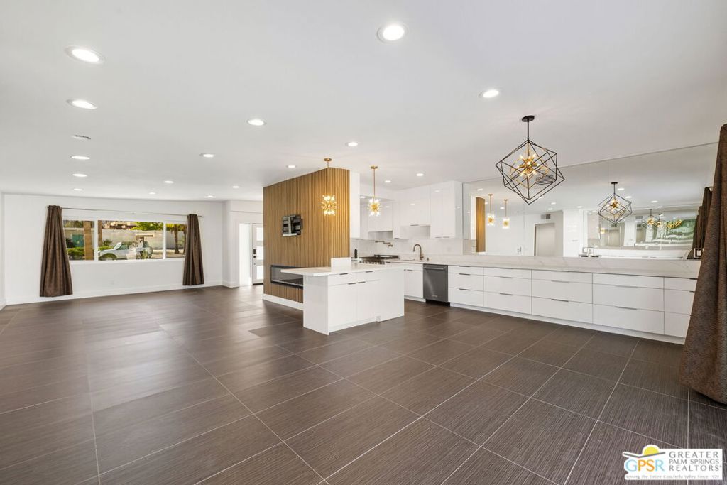 Silver Spur Ranch - Residential Lease