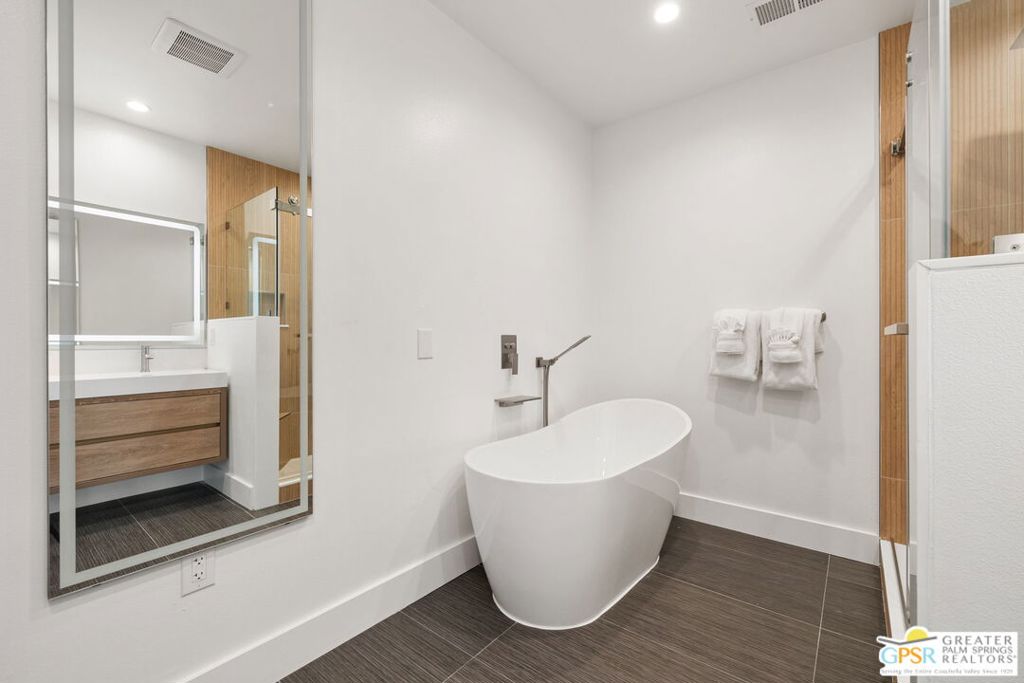 Silver Spur Ranch - Residential Lease