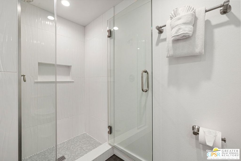 Silver Spur Ranch - Residential Lease