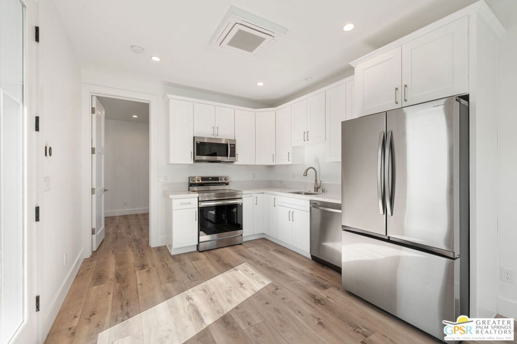 Silver Spur Ranch - Residential Lease