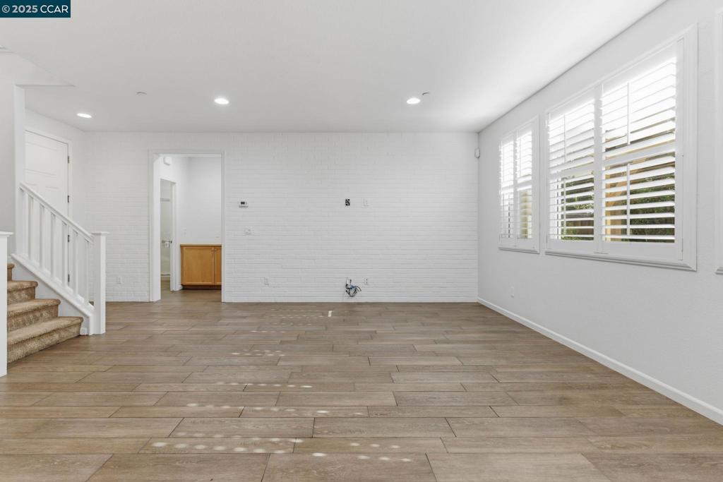 Not Listed - Residential