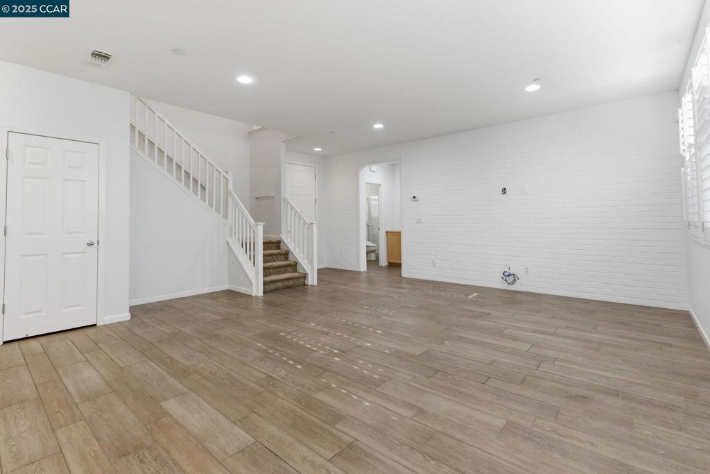 Not Listed - Residential