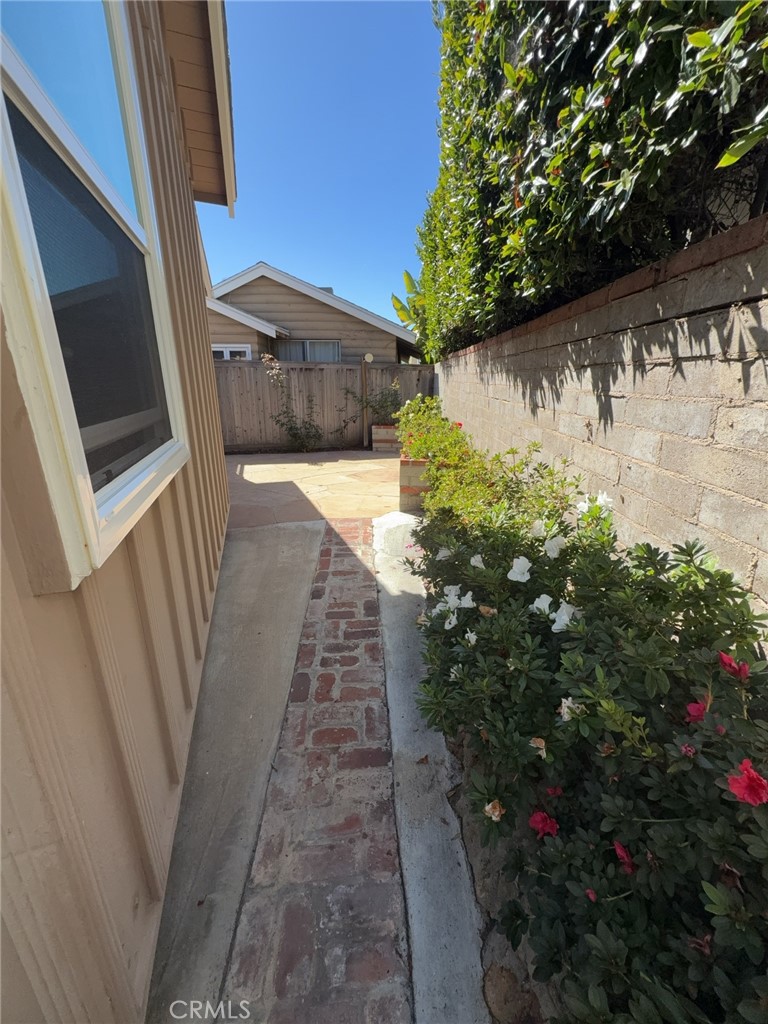 South Laguna Village (SLV) - Residential Lease