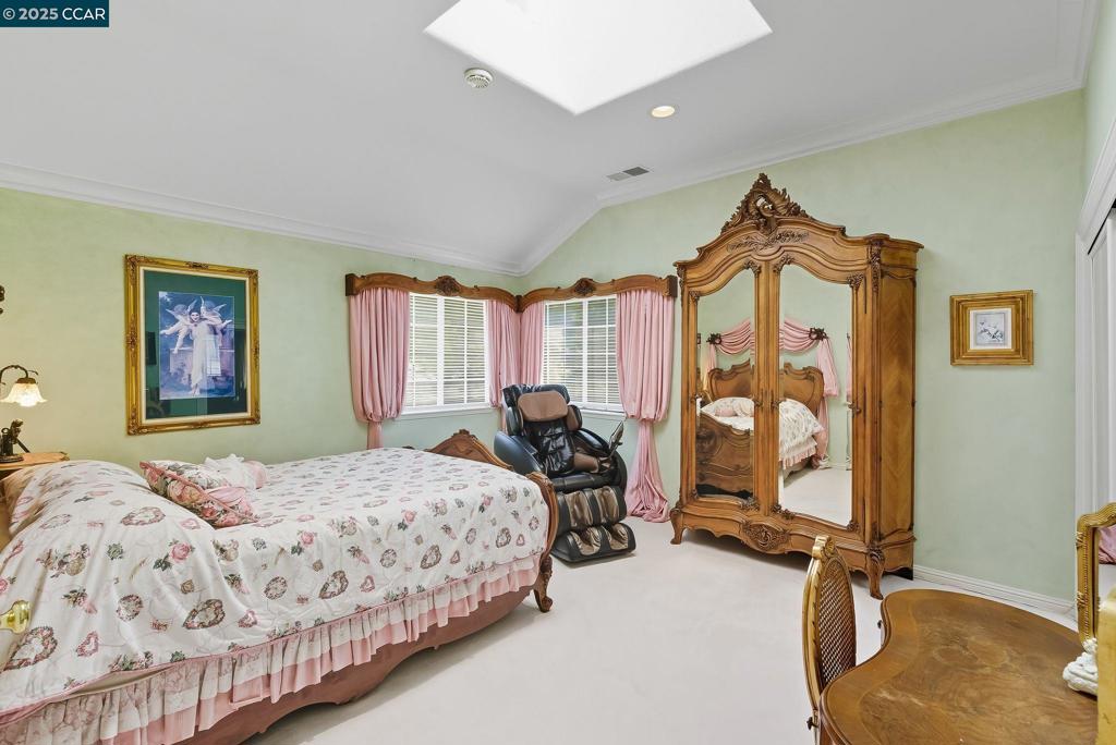 BLACKHAWK C. C. - Residential