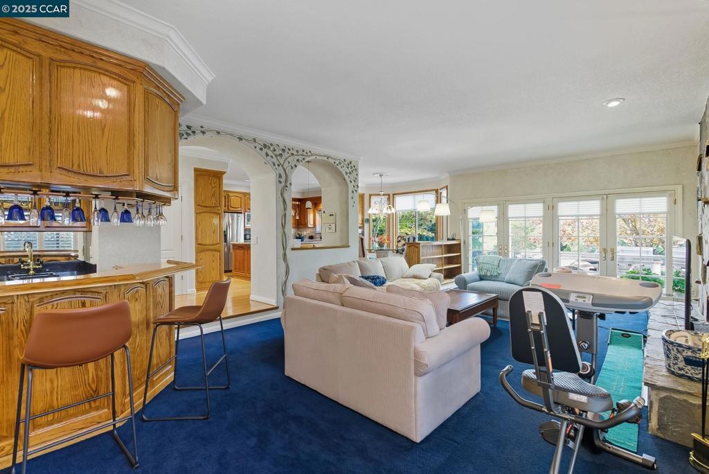 BLACKHAWK C. C. - Residential