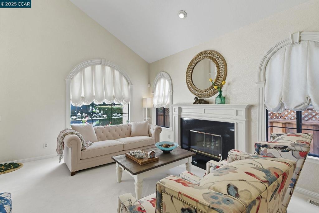BLACKHAWK C. C. - Residential