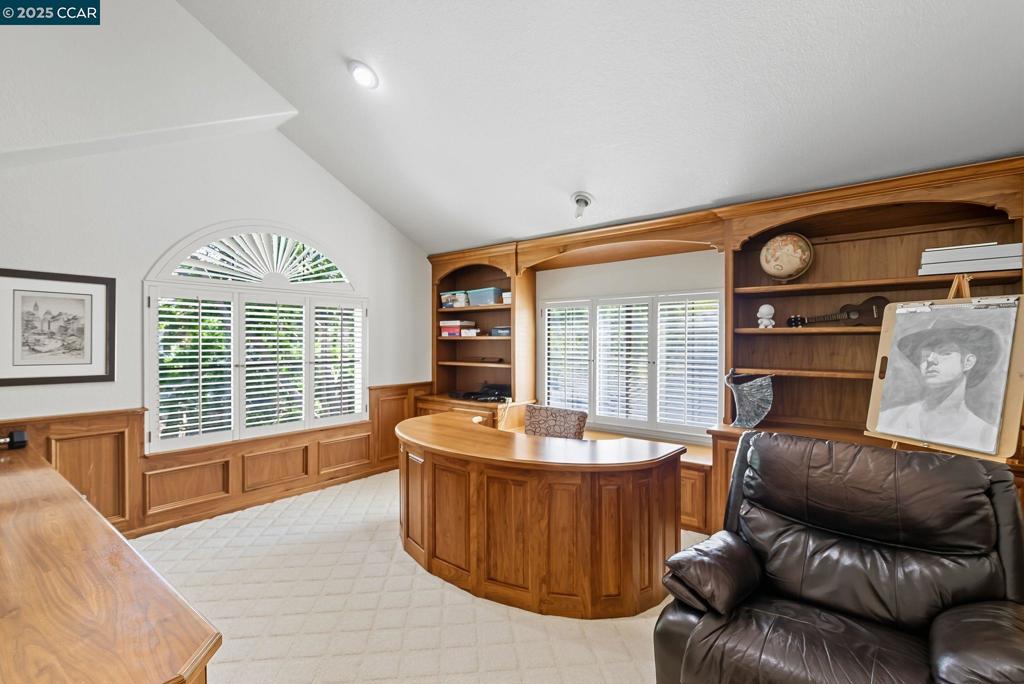 BLACKHAWK C. C. - Residential