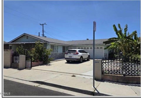 Photo of 2044 San Jose Street, Oxnard, CA 93030 (MLS # V1-39444)