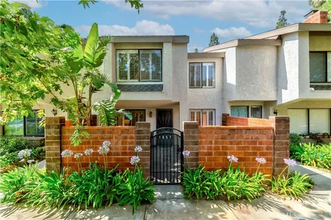 1657 Sherwood Village Circle, Placentia, CA 92870 - MLS#: PW25149161