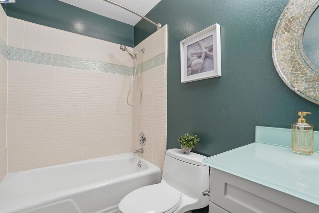 ST. FRANCIS - Residential