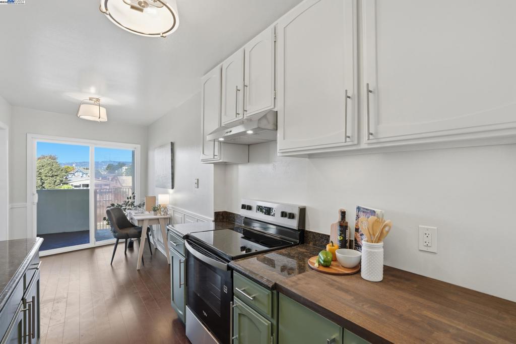 ST. FRANCIS - Residential