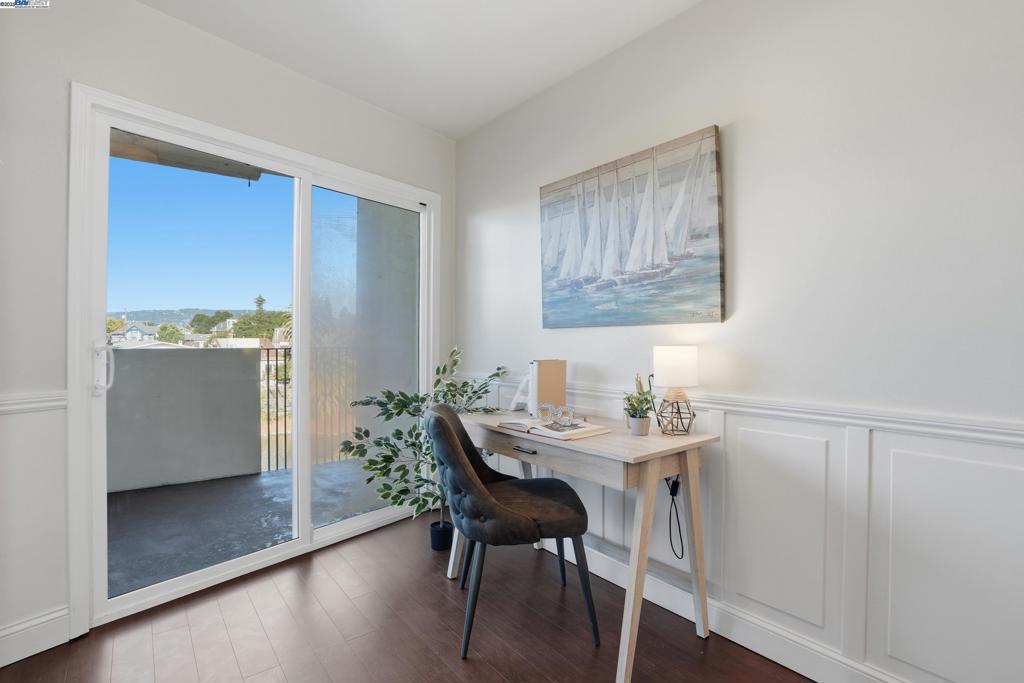 ST. FRANCIS - Residential