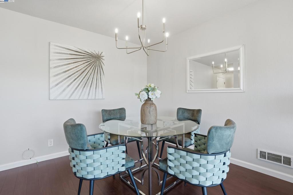 ST. FRANCIS - Residential