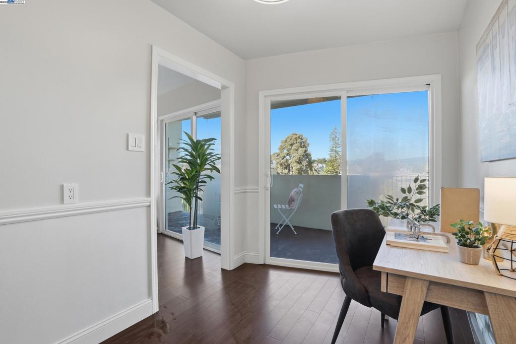 ST. FRANCIS - Residential