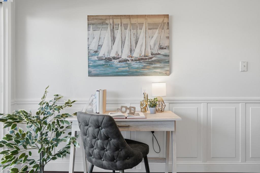 ST. FRANCIS - Residential