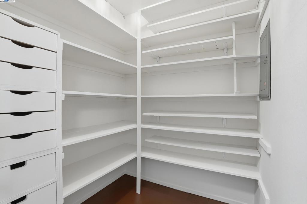 ST. FRANCIS - Residential