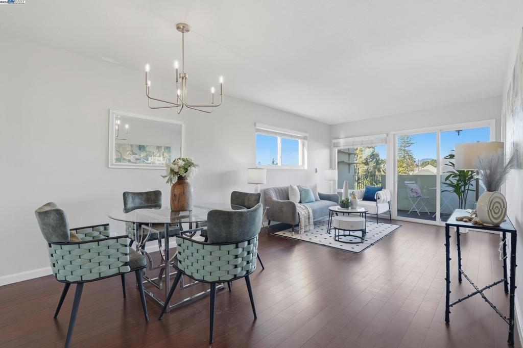 ST. FRANCIS - Residential