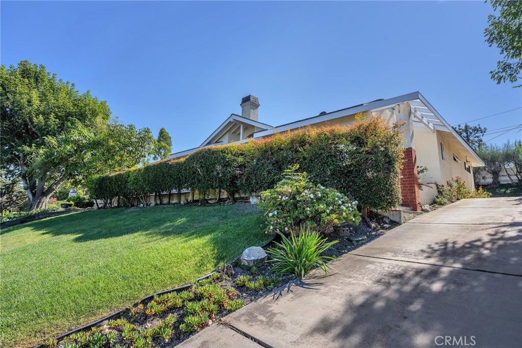 10 Palos Verdes Lane
