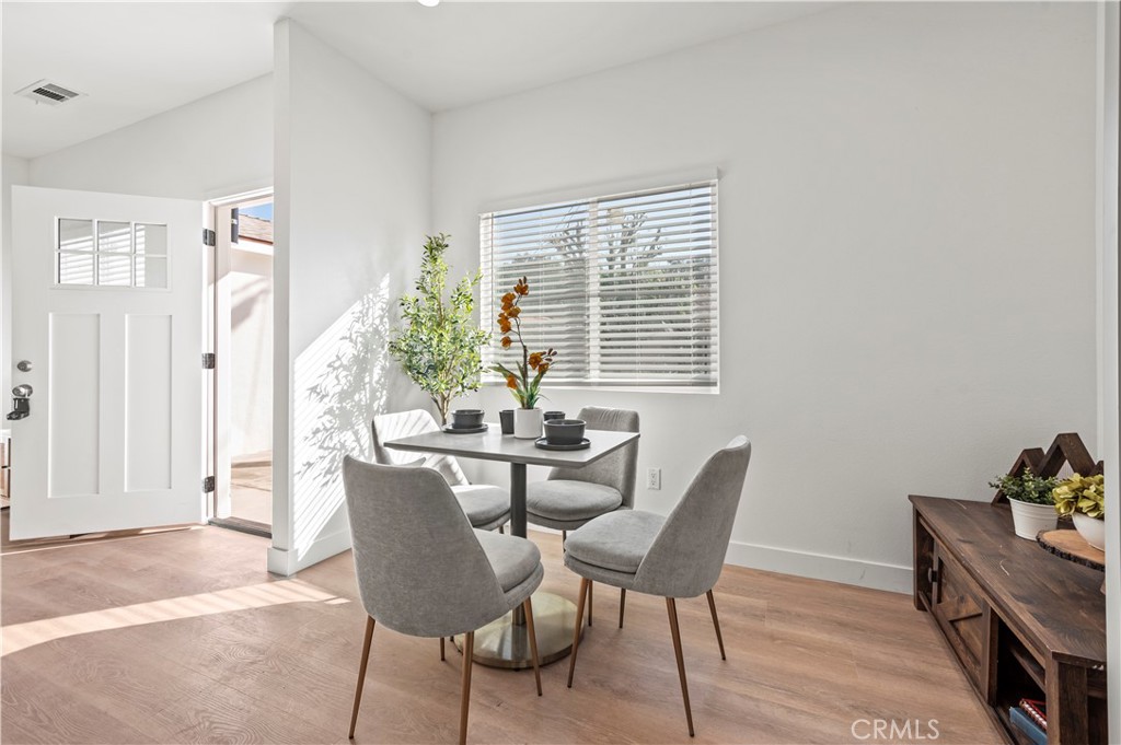 128 S Citrus Avenue A