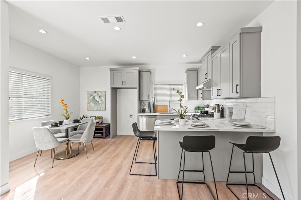 128 S Citrus Avenue A