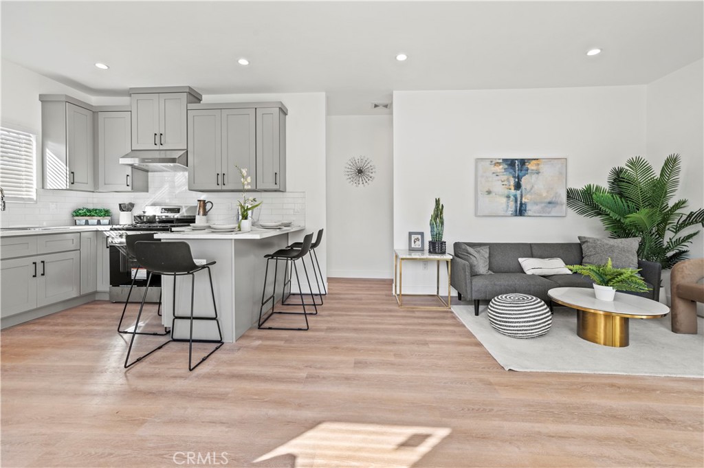 128 S Citrus Avenue A