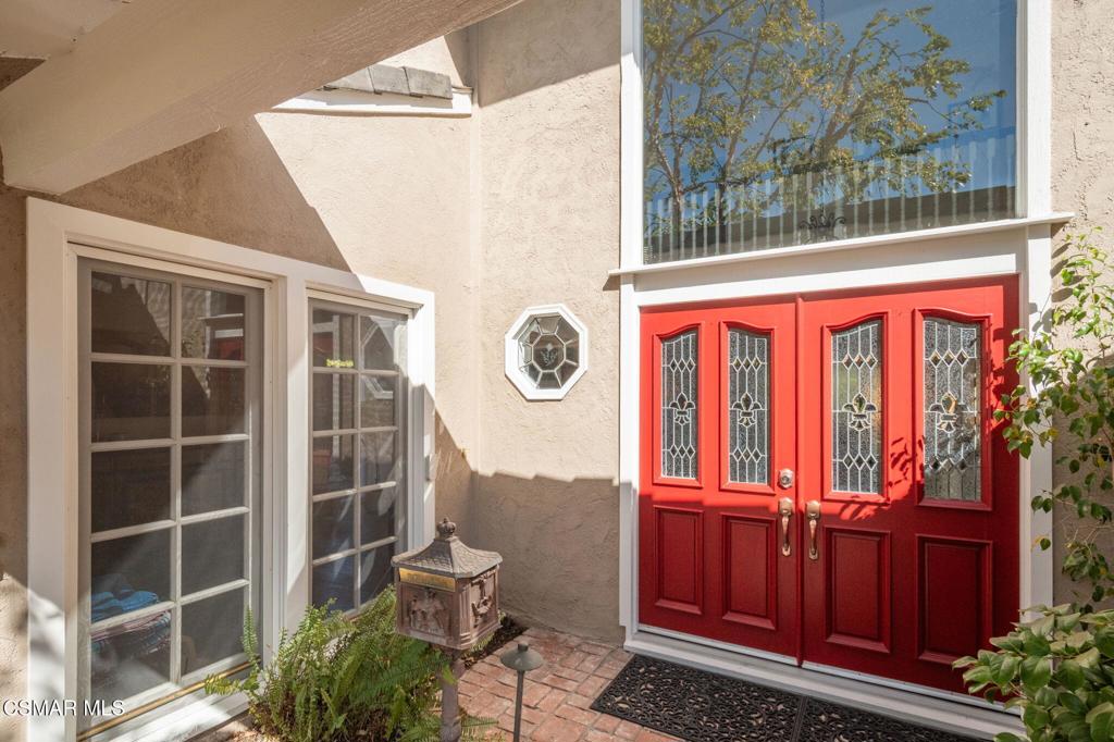 3928 Trowbridge Court
