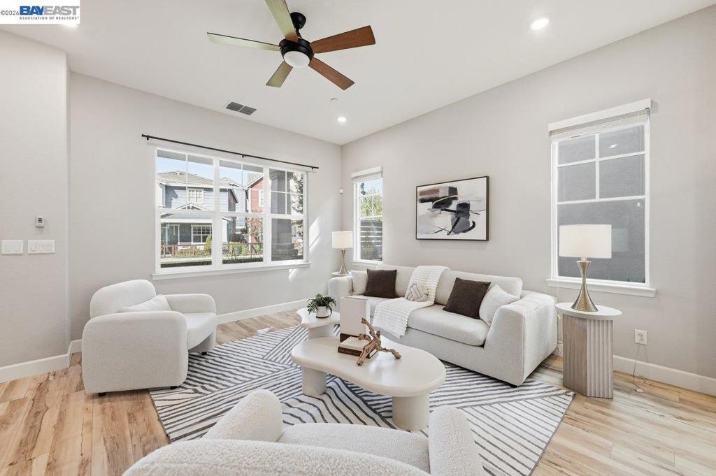 3809 Robby Ct