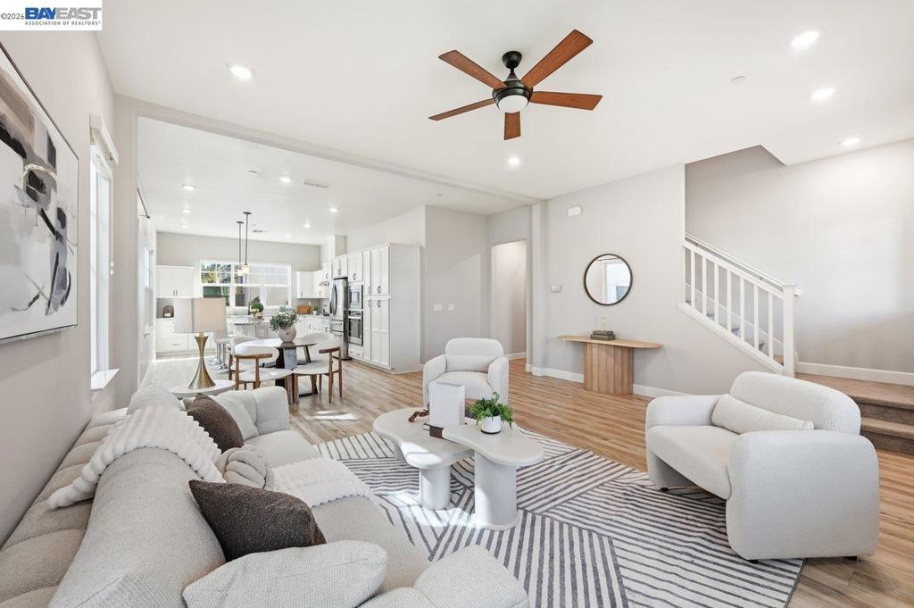 3809 Robby Ct