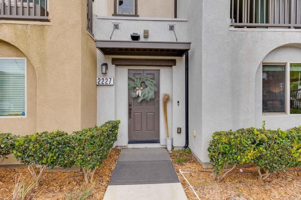 Photo of 2227 Solara Lane, Vista, CA 92081 (MLS # NDP2601014)