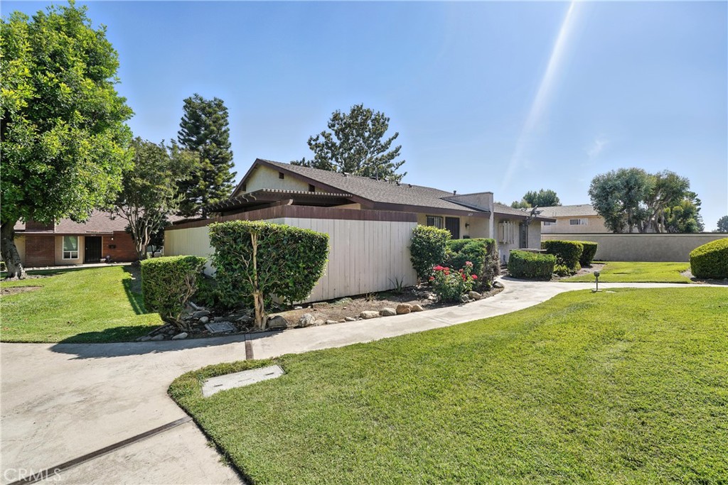 1459 Fredericks Lane