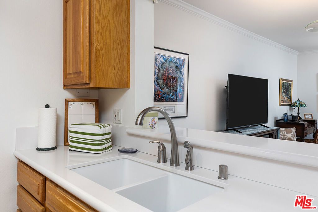 Photo of 501 Palisades Drive #105, Pacific Palisades, CA 90272 (MLS # 26673457)