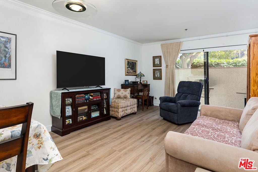 501 Palisades Drive 105