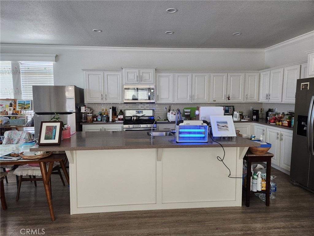 17700 S Avalon Blvd 326