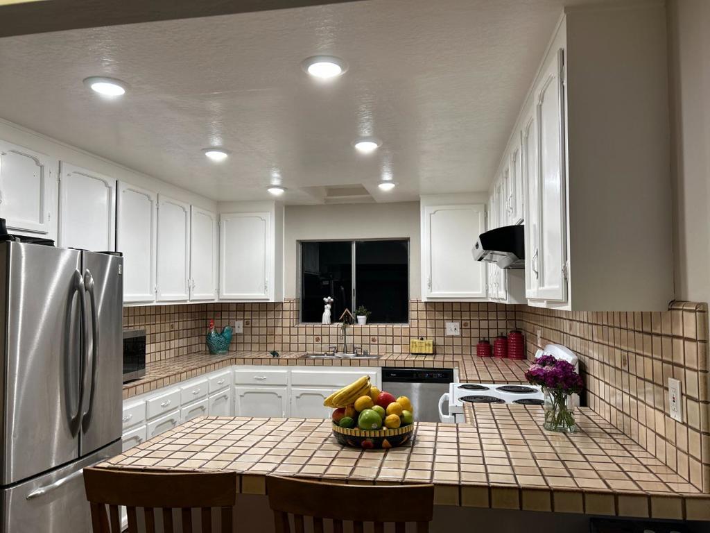 80 N 33rd Street